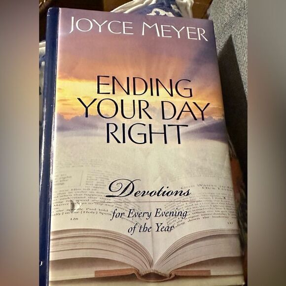 Ending Your Day Right By Joyce Meyer Devotions for Every Evening of the Year - Picture 1 of 7